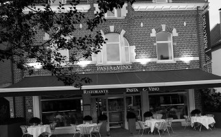 Pasta E Vino Exterior