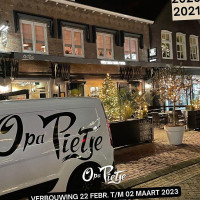 Opa Pietje Exterior