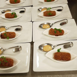 Hof Van Herstal Comida