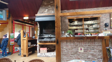 Cafe En Feestzaal 'de Kreeke' Eede inside