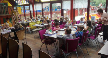 Cafe En Feestzaal 'de Kreeke' Eede inside