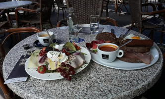 Cafe De Zwaan Bv Son En Breugel drink