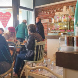 Cafeteria Dolle Dries Dentro