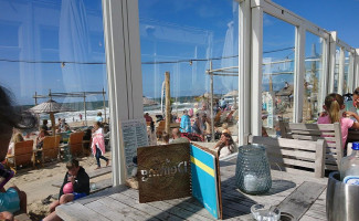 Deining Strandpaviljoen Extérieur