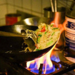 Nam's Eethuis En Afhaal Boisson