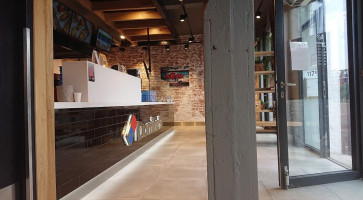 Domino's Pizza Kaatsheuvel outside