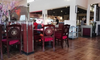 Wereldrestaurant Oriëntal À l'intérieur