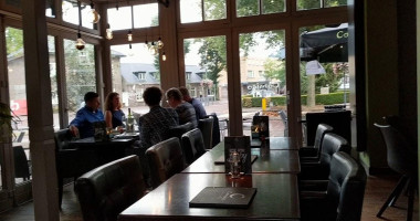 Comigo Nuenen À l'intérieur