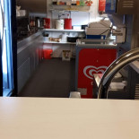 Snackbar West Dentro