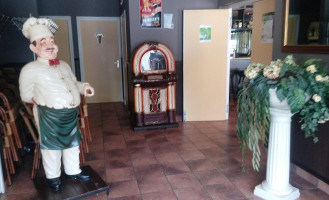 Cafe Restaurant Snackbar De Pyramide Opmeer inside