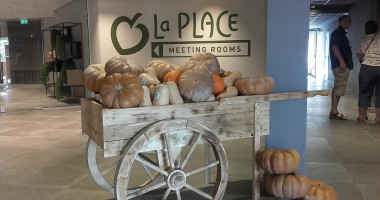 La Place A27 Meerkerk Meerkerk Bebida