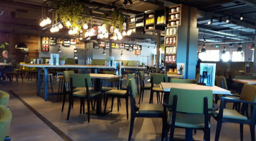 La Place A27 Meerkerk Meerkerk Dentro