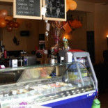 Ijssalon Lunchroom Lo Sole Dentro