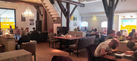 De Deel À l'intérieur