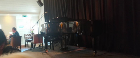 De Deel À l'intérieur