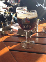 Café 't Raedthuys Hulst Boisson