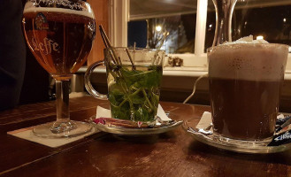 Café 't Raedthuys Hulst Boisson