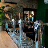 De Schaapskooi Sluis Bebida