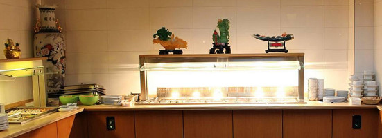 Orient Garden Oss À l'intérieur