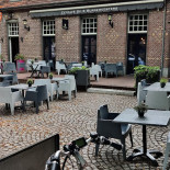 De Drie Burgemeesters Extérieur