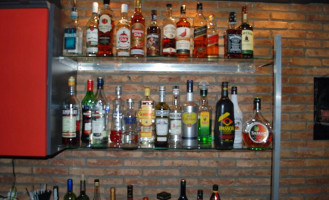 Bally's Diner Hulst Dentro