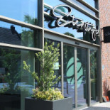 Etenstijd Uden B.v. Uden Extérieur