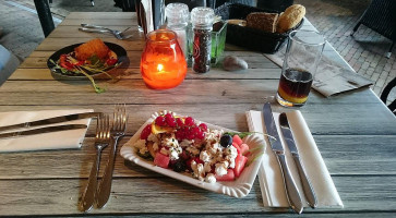 Vie Food Drinks drink