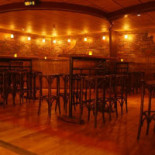 Yauno À l'intérieur