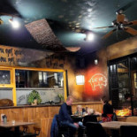 Fat Alice Moody Cracker Nunspeet Dentro