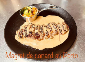 Les Caprices De Julie food