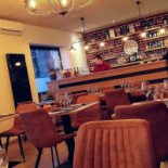 Antonio À l'intérieur