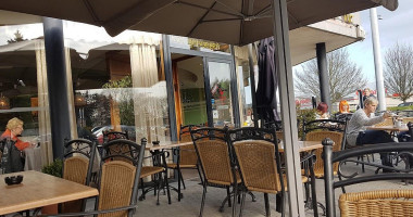 Het Genoegen Exterior