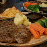 Tadao Poke Nourriture