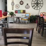 Friend's Café Dentro