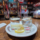 Au Petit Stella Boisson