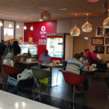 Au Petit Stella À l'intérieur