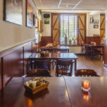 Elim's Eethuus À l'intérieur