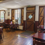 Elim's Eethuus À l'intérieur