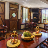 Elim's Eethuus À l'intérieur