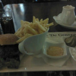 Eethuys-cafe De Generaal Comida