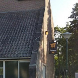 Bowling Overhees Exterior