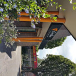 Bowling Overhees Exterior