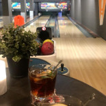 Bowling Overhees Exterior