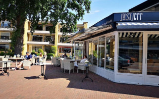 Just Jeff Extérieur