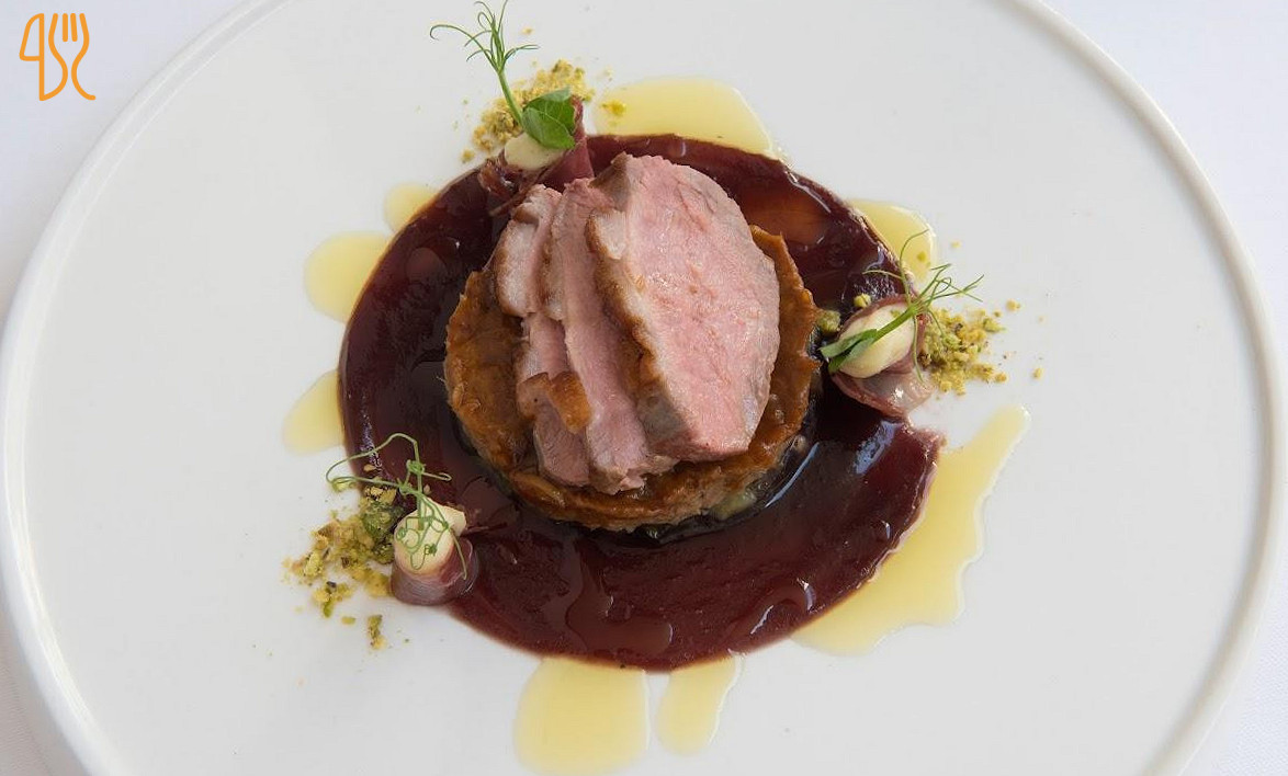 Denc, Dik Cunningham Comida