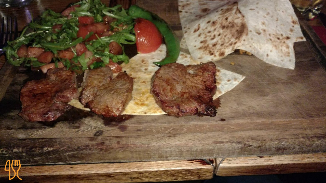 Ali Ocakbaşı Nourriture