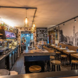 Lunchcafe Waterloo Dentro