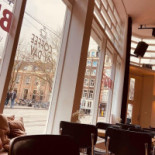 Nate À l'intérieur