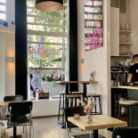 Nate À l'intérieur