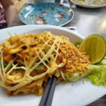 Rakang Amsterdam Comida